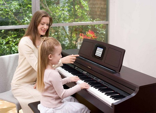 Phụ huynh cần làm gì để trẻ học tốt đàn piano